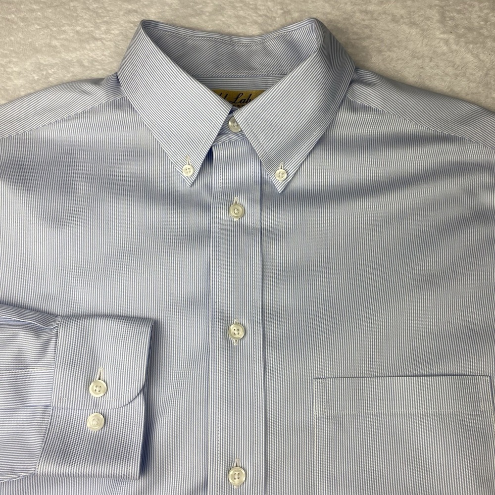 Roundtree & Yorke Gold Label Shirt Men's Medium Blue/White Stripes Non Iron